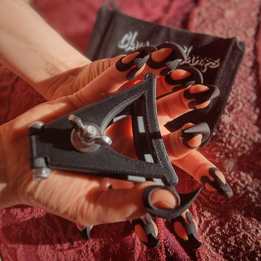 BLACK BUNDLE:  2x sets Black Kitten Claws, 1x Black L Clamp & 1x Black Velvet Bag FREE SHIPPING